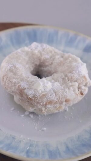 Christina Tosi Instagram - Who else could be behind the perfect fluffy, easy, speedy donut but @christinatosi? In today's Recipe Drop, Christina joins @nea_arentzen in the kitchen to walk us through how to make the Old-Fashioned Donuts from her latest cookbook, Bake Club. Head to the link in our bio to watch the full episode now #f52community