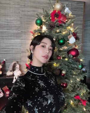 Clara Lee Instagram - #Merrychristmas #🎄