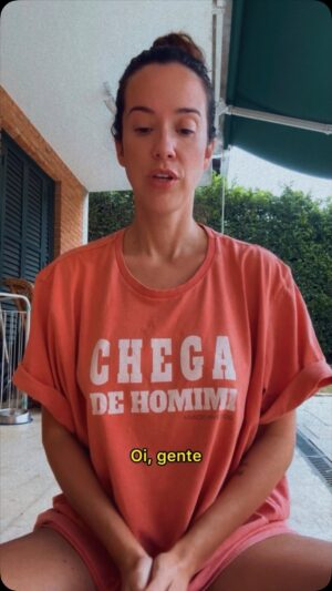 Claudia Campolina Instagram - A gente vai precisar rir muito nos próximos anos ❤️
