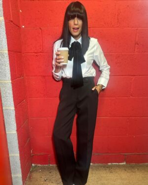 Claudia Winkleman Instagram - I love @sineadmckeefry @debbiedannell @amyhair4 ❤️
