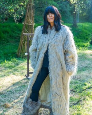 Claudia Winkleman Instagram - We went full yeti. We’re on tonight at 9 xx @sineadmckeefry @lucyg_on_tour @sarah_taylor_hair_stylist