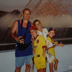 Coleen Rooney Instagram - Always smiling 🙂 Throwing it back to a young Coleen. We’re so proud of the woman she is today. Keep smashing the jungle Col! 💪🥰❤️ #TBT #ImACeleb