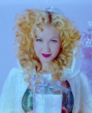 Cyndi Lauper Instagram - Happy Holidays! ❄️❄️❄️