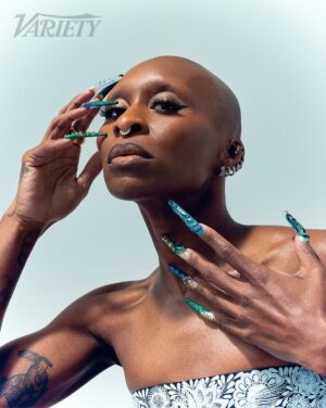 Cynthia Erivo Instagram - Starting 2025 with @jonmchu @arianagrande 💚🩷

Thank you @variety, read now on variety.com 
Photographs by @thetylertwins
 
Cynthia Erivo Styling: @jasonbolden
Makeup: @joannasimkin
Nails: @shadesofshea_ 
 
Ariana Grande Styling: @mimicuttrell
Makeup: @manthony783
Hair: @gabork_mua
 
Jon M Chu Styling: @liatbaruch_
Hair: @eleazarmethod
Grooming: @madeupbysu
