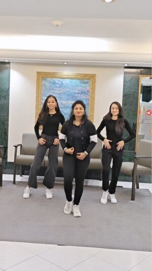 Cynthia Vinolin Instagram - Irungaa Bhai 🤩❣️😍

Choreography - Kalyan Master

#vidamuyarchi🎬💥 #Ajith #Trisha #canada🇨🇦 #toronto #cynthiavinolin #happiness #peace #love #chennai #dancewithcynthia