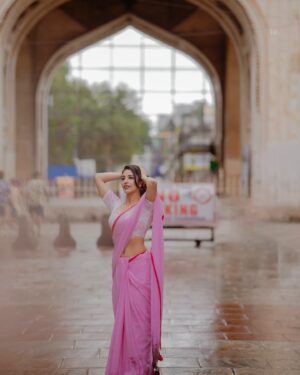 Daksha Nagarkar Instagram - Beneath Charminar’s watchful glow, in silken threads, my spirit flows, a dance of dreams where history grows.
.
Pc: @they_call_me_keshu 
Make up: @hemanthi_makeovers 
Saree: @shilpacouture 
#dakshanagarkar #love #happy #saree #sareelove #instagram #charminar #instalike #instagood #insta #instalike #instaphoto