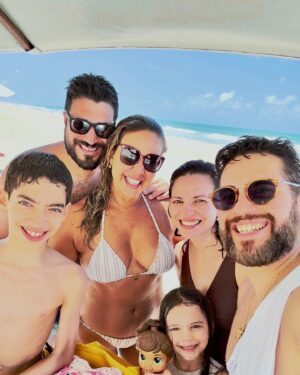 Daniela Boaventura Instagram - Ipanema tá diferente 🤪🤪🤪
