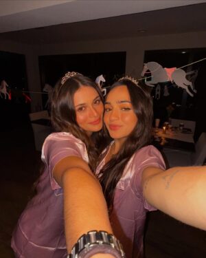 Daniela Calle Instagram - 28 y me siento tan tan afortunada y suertuda❤️🏹🥹 

Gracias gracias gracias🥹