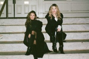Danielle Rose Russell Instagram - a weekend with @epiccons and @andiejjane 🖤