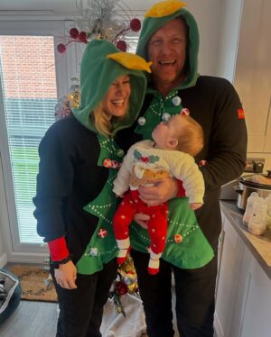Danielle Savre Instagram - Had a holly jolly Christmas … 🎶 hope you all did too! 
🥂 🎄