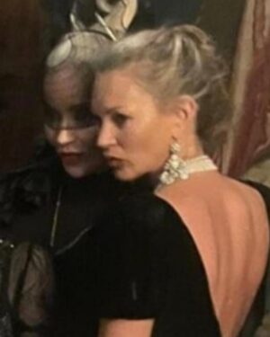 Daphne Guinness Instagram - Happy Birthday to my darling friend! I love you so much. The best friend , and in fact , the best everything ever!!!💥♥️💕♥️ @katemossagency