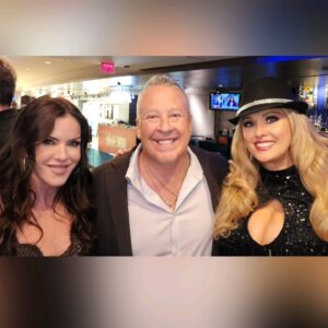 Darcy Donavan Instagram - What a special night! 💯❤️I had the pleasure of attending the Red Carpet Movie Premiere of the inspirational and heartfelt film "Average Joe" that was held at the prestigious @Chinesetheaters in Hollywood.

It was great to catch up with so many of my  friends in the Entertainment Industry in attendance and meet the actors who truly brought this incredible story to life. 🎉⭐🤲

Inspired by true events, "Average Joe" shares the life of @CoachJoeKennedy, a dedicated marine, football coach and loving husband, who overcame many hardships and fought for the First Amendment rights of all Americans to be able to live out thier faith and beliefs. A privilege that we all can enjoy to this day!🙏💯🙌

Coach Joe is just as awesome in person as his character was in the movie, and his story is extraordinary! But don't take my word for it. You can see it for yourself when "Average Joe" comes to theaters nationwide next week on October 11th. 💙🙏👍

Thank you, @averagejoemovie and Roger Neal,  @imakestars for hosting such an amazing Event! 💙✨🎀

Have a blessed day, everyone!
Big hugs,
❤️Darcy ❤️

#FilmPremiere #AverageJoe #AverageJoeMovie #CoachJoeKennedy@kirareedlorsch #redcarpet #celebrity #FirstAmendment