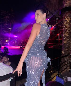 Dayane Mello Instagram - @oh_carla_  night of fun 💎