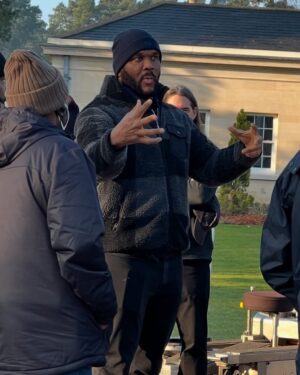 Debbie Allen Instagram - Choreographing with my daughter @vivnixwill assisting for The Six Triple Eight was such an honor—bringing the strength and resilience of these extraordinary women to life. Thank you, @TylerPerry, for your masterful vision, @KerryWashington, for your brilliance, and the entire cast and crew for telling this story with such authenticity and power. Watch it now on @Netflix! ✨🎥 #SixTripleEight
