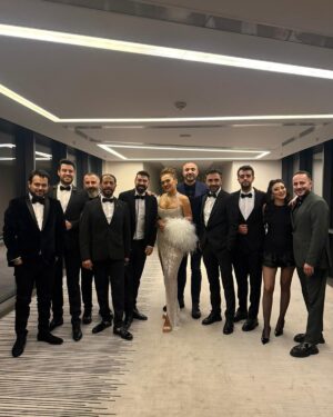 Demet Akalın Instagram - 2025♥️🌲🫶🏻❄️💖🤟🏼🧿