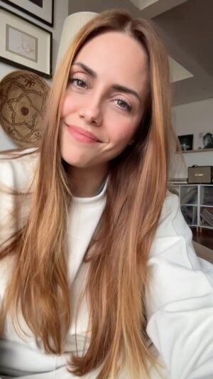 Deniz Barut Instagram - Eğitim hayati bir gerekliliktir. Daha iyi eğitim alabilmeleri adına ihtiyaç sahibi gençlerimiz için desteğinizi bekliyoruz. Çoğalmak, birlik olmak niyetiyle… 
Bağış linkimize @umayanasosyaldayanismavakfi profilinden ya da benim profilimde linkler kısmından ulaşabilirsiniz, sevgiler…
#eğitimedestek
#sosyaldayanışma
#reklam ise öyle? 
#sosyalsorumluluk