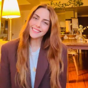 Actress Deniz Barut HD Photos and Wallpapers February 2025