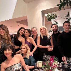 Despina Vandi Instagram - Έφτασε η μέρα που αγαπώ περισσότερο από οοοολες του χρόνου!!!
Παραμονή Χριστουγέννων!
Εύχομαι να βρίσκεστε εκεί που επιθυμείτε και με όσους αγαπάτε και σας αγαπούν αληθινά!
Καλά Χριστούγεννα αγαπημένοι μου!!!
#merrychristmas #christmas #family #friends #love #home #homesweethome