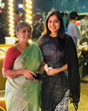 Dhanalakshmi Saminathan Instagram - 😚🥰

#love #family #nightout #instagood #instagram #love #amma #instadaily #dhanasaminathan