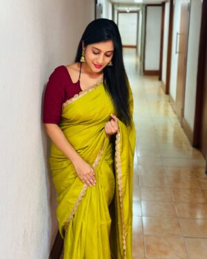 Dhanalakshmi Saminathan Instagram - Happy New year to you all🎆💕✨

Blouse stitched by : @askcouture.7 

#newyear #newyear2025 #2025