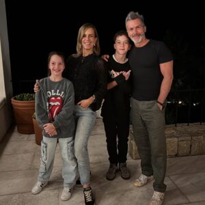 Diana Bolocco Instagram - Bienvenido 2025. 365 nuevas oportunidades para cumplir los sueños ❤️❤️❤️❤️❤️