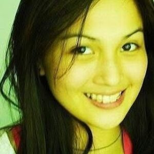 Diane Medina Instagram - Miriam College Days Year 2003
