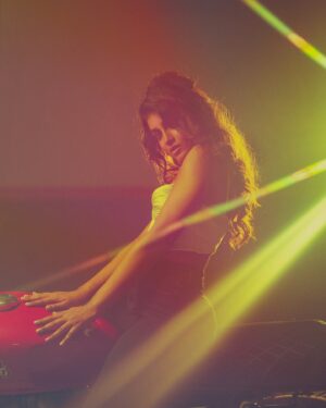 Dimple Hayathi Instagram - 📸 @shaktismaran 
💃🏽 @thejaswi_kotha 
💄💇🏻‍♀️@saikrishnabandari

#hair #MakeUp #Fashion #dimplehayati  #model #FashionShoot#Styling