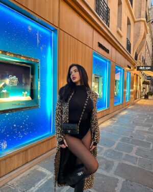 Dita Istrefi Instagram - He said « talk to me French mon bébé »