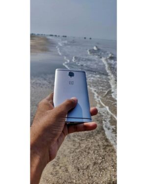 Divya Saurabh Kedar Instagram - Shoutout to these untold stories ! 
Who says DSLR is the must to extract some eye catching pictures? .
Shot by @saurabhkedar
.
@oneplus @oneplus_india
.
#shotononeplus6#shotononeplus#oneplus#oneplus7series