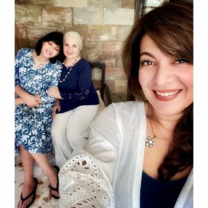 Divya Seth Shah Instagram - Unconditional Love ❤️ 

♾️♾️
