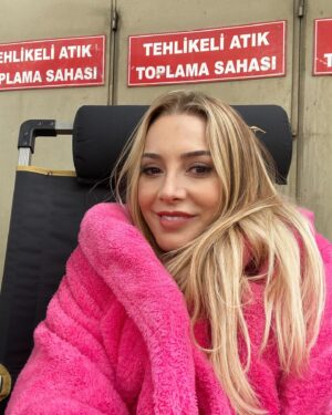 Dolunay Soysert Instagram - Ekim fotoğraflarından aralara neler sıkışmış çektim çıkardım,kaydır👆➡️