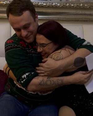 Dominique Alagia Instagram - šťastné a veselé od Alagiaovců ❤️🎄
jsem vděčná.