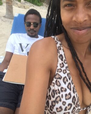 Donisha Rita Claire Prendergast Instagram - Consider the writer, a man
And the subject, a woman
And the poem…
A Love story,
Lived in verse.

To my husband, life partner and other half. Thank you for sharing your purest joys and pains with me. Happy Anniversary Love @komiolaf. 😘 

Let’s keep writing…