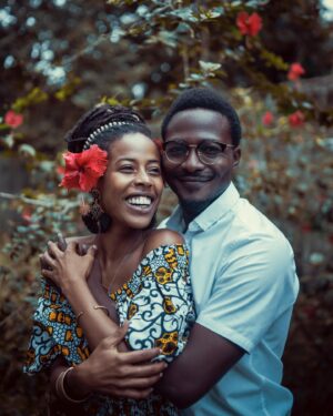 Donisha Rita Claire Prendergast Instagram - Consider the writer, a man
And the subject, a woman
And the poem…
A Love story,
Lived in verse.

To my husband, life partner and other half. Thank you for sharing your purest joys and pains with me. Happy Anniversary Love @komiolaf. 😘 

Let’s keep writing…