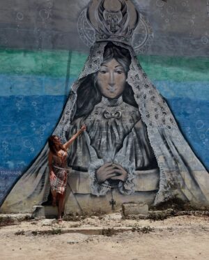 Dora Mazzone Instagram - Orando por mi país 🇻🇪
Padre estamos en tus manos 
Virgencita del Valle protégenos de todo mal.