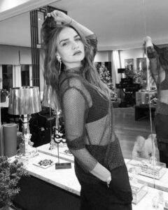 Actress Ebru Akel HD Photos and Wallpapers January 2025
