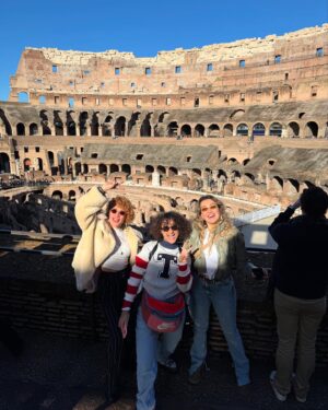 Ecem Erkek Instagram - Ağzım (gerçekten) açık gezdiğim Roma dump ! Buyrun . Çok da bekliyodunuz 🤣