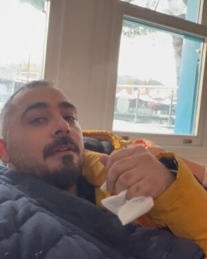 Ecem Erkek Instagram - Güzel Günler özlenmiş belli . Dün video paylaşınca dmşov yapmışsınız . O zaman size hiç görmediğiniz foti ve videoları sunmayı borç bilirim . Özlem giderin ( giderelim) . Sizi çok özledim bu arada cicozlar 🥰😍