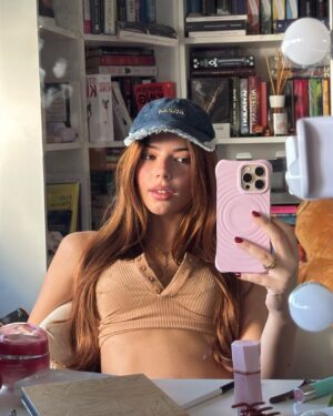 Eleonora Gaggero Instagram - Someone said mirror selfies??????? 😃