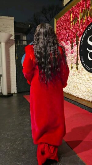 Elise Neal Instagram - My #newyearsevelook ❤️🎊
Red has been my favorite color always 🥰 With the cold weather and the holiday vibes,  this fit was perfect for the night!  Cheers to #2025 🥂🙌🏾 #fashionstyle