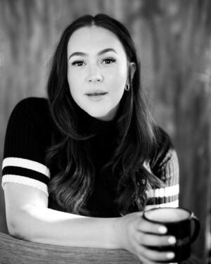 Eliza Butterworth Instagram - PATCH STUDIO 📸✨🪩 @patch_studio__ It was just the most glorious time being photographed by the genius that is Patch himself and his utterly incredible team!! You are all so immensely talented and I cannot thank you enough for this wonderful and unforgettable shoot and for being the loveliest humans ever! 🌞🌞🌞 #patchstudio #photography #headshots #youguysareawesome
