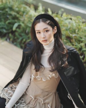 Eliza Sam Instagram - Cold❄️   Sun🌞 =👌🏼👌🏼👌🏼