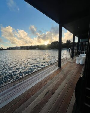 Ellyse Perry Instagram - 🧘‍♀️ @kohosauna @idle_lakehouse