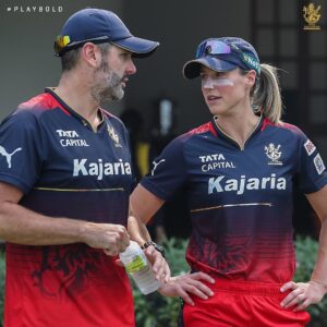 Ellyse Perry Instagram - So many experiences and memories jammed in to such a short period of time! Thanks @royalchallengersbangalore for the chance to be apart of it all. Dhanyavaad 🙏🏼