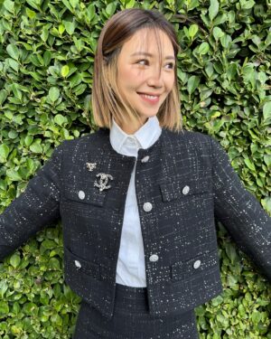 Elva Ni Chen-Xi Instagram - Love is in the air 💘
#weddingseason
#weddingguestoutfit 
#elvaootd