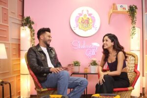 Elvish Yadav Instagram - In today’s another episode shot we had the current sensation @elvish_yadav gracing our show for promoting his upcoming song on @playdmfofficial  is an absolute bundle of energy. Episodes dropping very soon on my YouTube channel. #DesiVibesWithShehnaazGill #elvishyadav #elvisharmy  #shehnaazgill