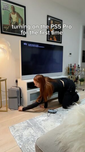 Elz The Witch Instagram - turning on the PS5 Pro for the first time 😍❤️🕹️

#playstation #ps5 #ps5pro #gaming