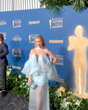 Emily Osment Instagram - Felt so good to get all gussied up for the SAG Aftra Foundation shin dig this weekend. Big love for all these long time sweet friends. lewk by @itsamandalim @zimmermann @larroude @michelemariepr