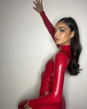 Emily Willis Instagram - That is just soooo typically meee…
Swipe for the full choreo, bc I didn’t learn this for nothing
