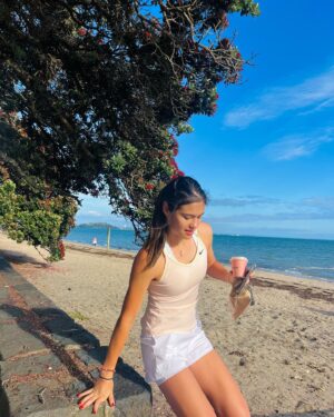 Emma Raducan Instagram - beautiful place, i love it here 👋 NZ 🥲